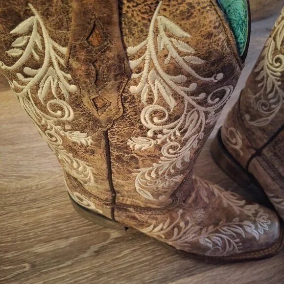 Ladies Corral boots - Picture 3 of 9